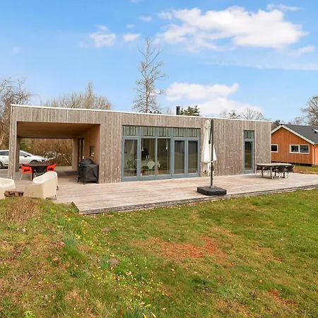 Feriehus Flot Arkitekttegnet Tæt På God Sandstrand *
